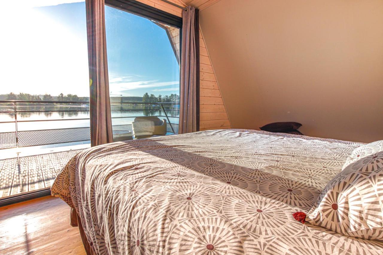 Maison Flottante - Houseboat - Baurech Insolite エクステリア 写真